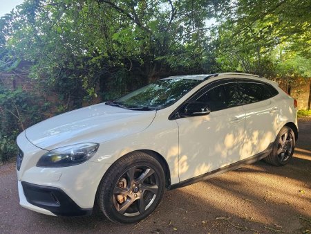 VOLVO V40 CROSS COUNTRY 2.0 T5 Lux Nav Geartronic AWD Euro 6 (s/s) 5dr