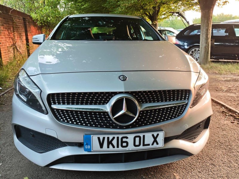 MERCEDES-BENZ A CLASS 1.5 A180d AMG Line (Premium) Euro 6 (s/s) 5dr